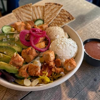 The Middle Eastern Mezze Salad